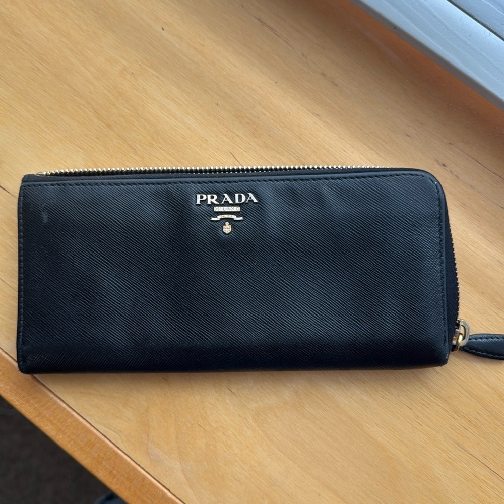 Prada Safiano Wallet Black